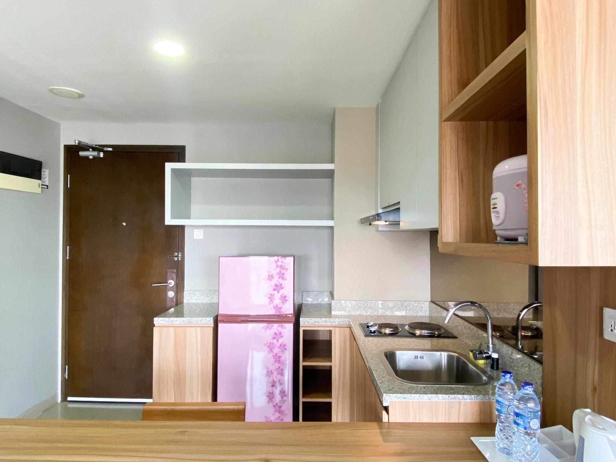 Spacious And Elegant Studio Apartment Mustika Golf Residence By Travelio Cikarang Exterior photo